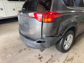 2015 Toyota RAV4 LE - Primary Damage Right Image